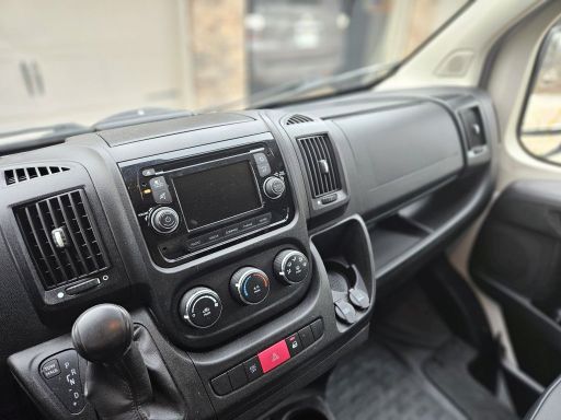 2016 Promaster 1500 136WB Center-Right Dashboard