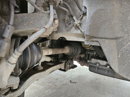 2016 Promaster 1500 136WB Right Front Wheel Well 02